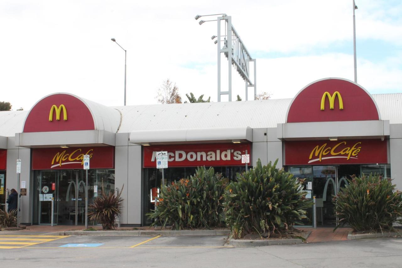 Hotel Ibis Budget - Melbourne Airport Tullamarine